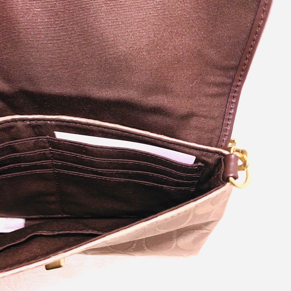 ❤️SALE❤️ Coach Mini Bag - Picture 4 of 9